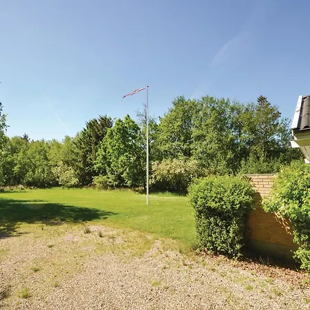 Three-bedroom In Oster Assels