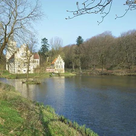 Three-bedroom In Hébergement de vacances Oster Assels